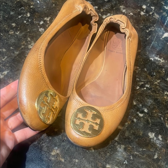 Tory Burch Flats! 8 - Picture 1 of 7